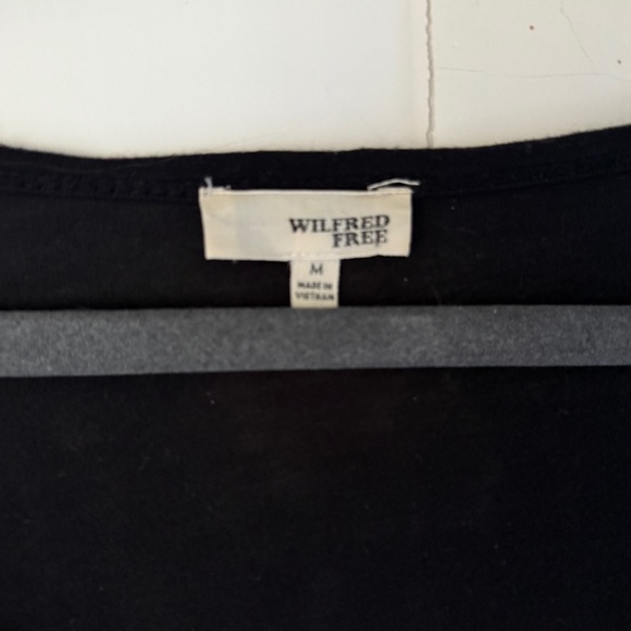 Wilfred | M | Black Loose Fit Deep V Tee - Picture 6 of 6